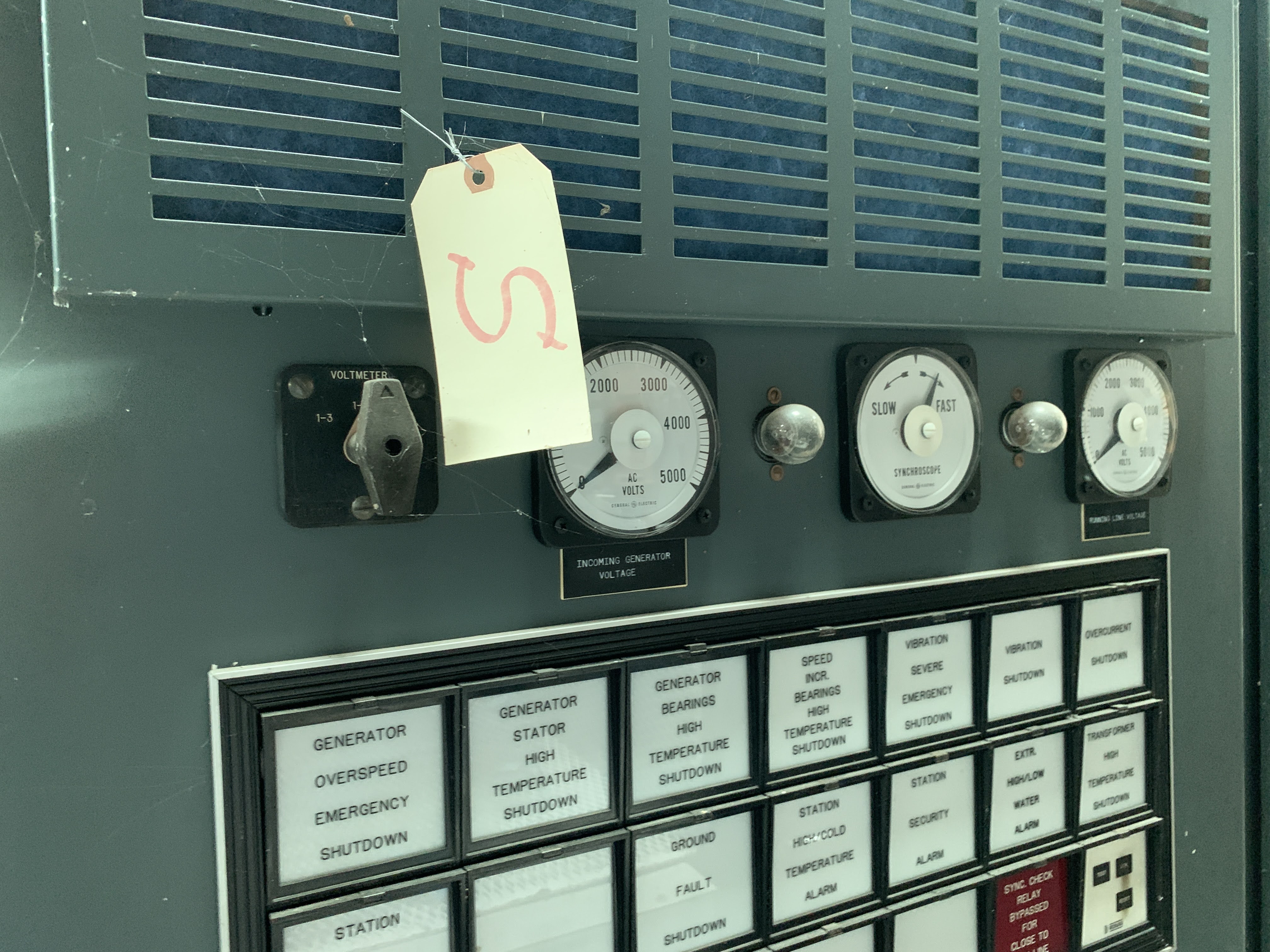 Used 1,000 kW Hydro-Electric Generating System; MFG 1985 by Teledyne / Louis-Allis