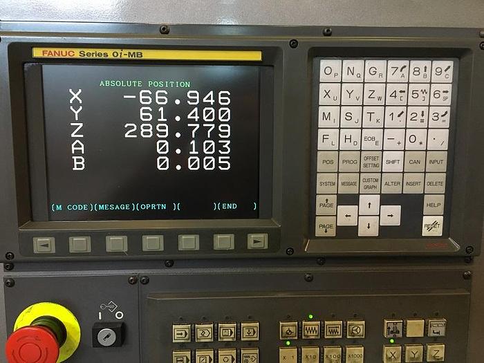 Usato CENTRO DI LAVORO 5 ASSI CNC FANUC 0i – MB ANNO 2004