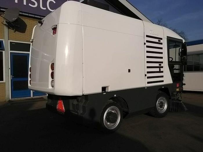 Gebruikt 2009 RAVO 530 STH