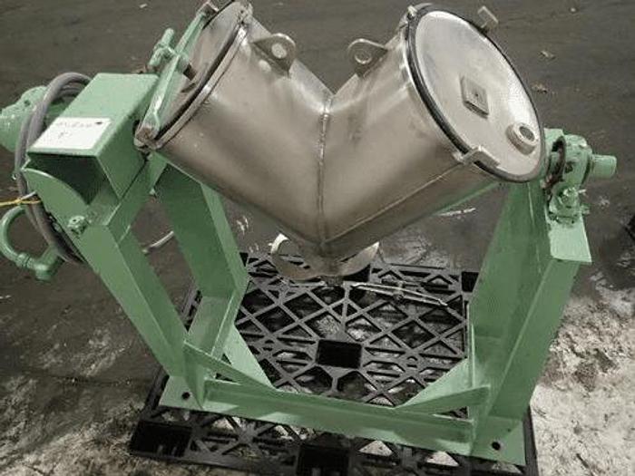 Used 1 CU. FT. PATTERSON KELLEY TWIN SHELL DRY BLENDER – S/S