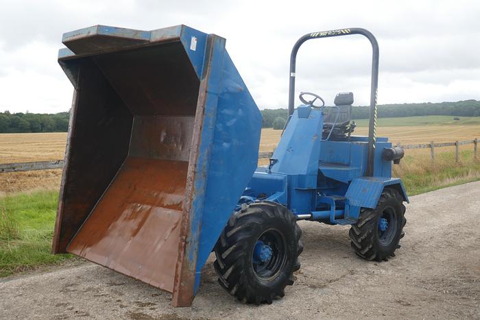 Used 2004 THWAITES 5 TONNE