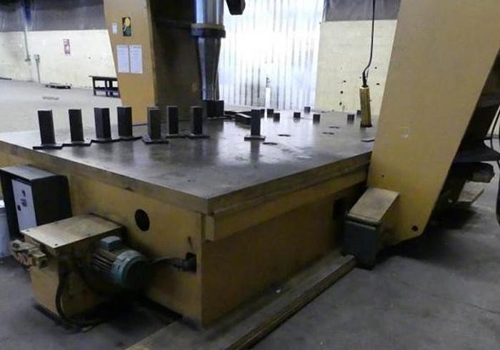 Gebraucht HYDRAULISCHE PERS COLLY 250T