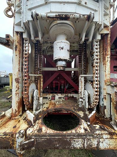 Used Item 0925 : 1983 Chicago Pneumatic Rig (CP700 Magnum)