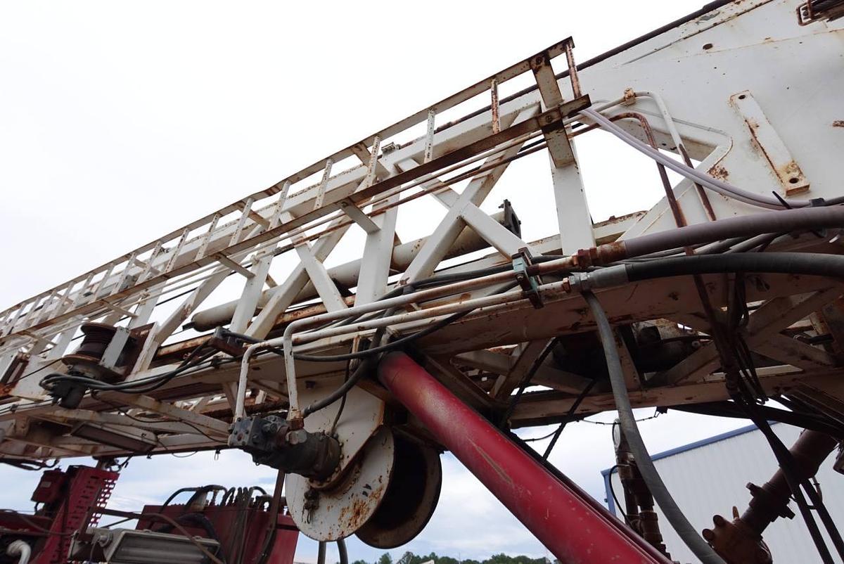 Used Dresser T70W on 1981 Crane Carrier Drill Rig 8x4 Twin-Steer Drill Truck
