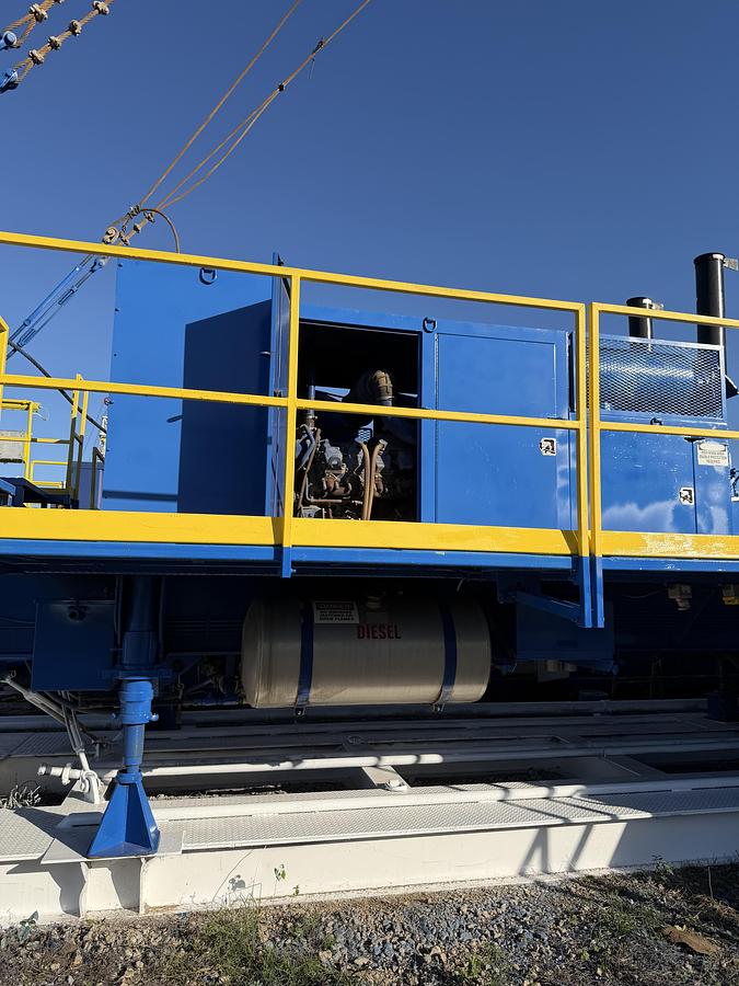 Used Item 10063 - 2010 Crown Duke CE1000 S/D Oil Drilling Rig