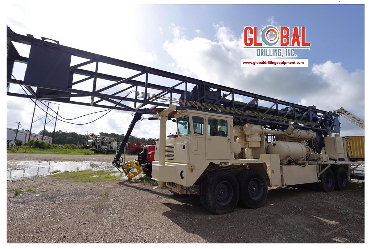 Used 2001 Ingersoll-Rand RD20 II Top Drive/Air Rotary Drilling unit