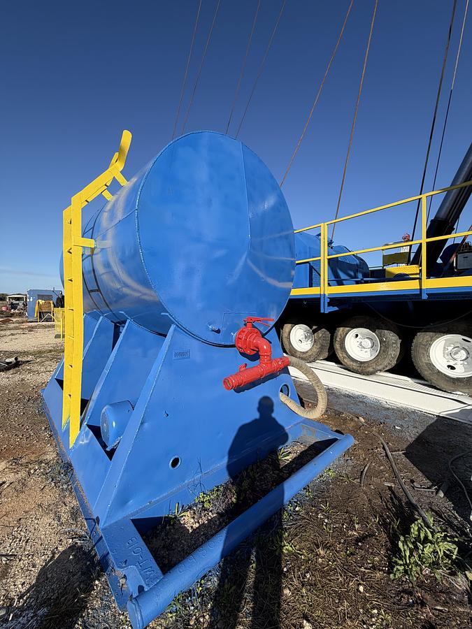 Used Item 10063 - 2010 Crown Duke CE1000 S/D Oil Drilling Rig