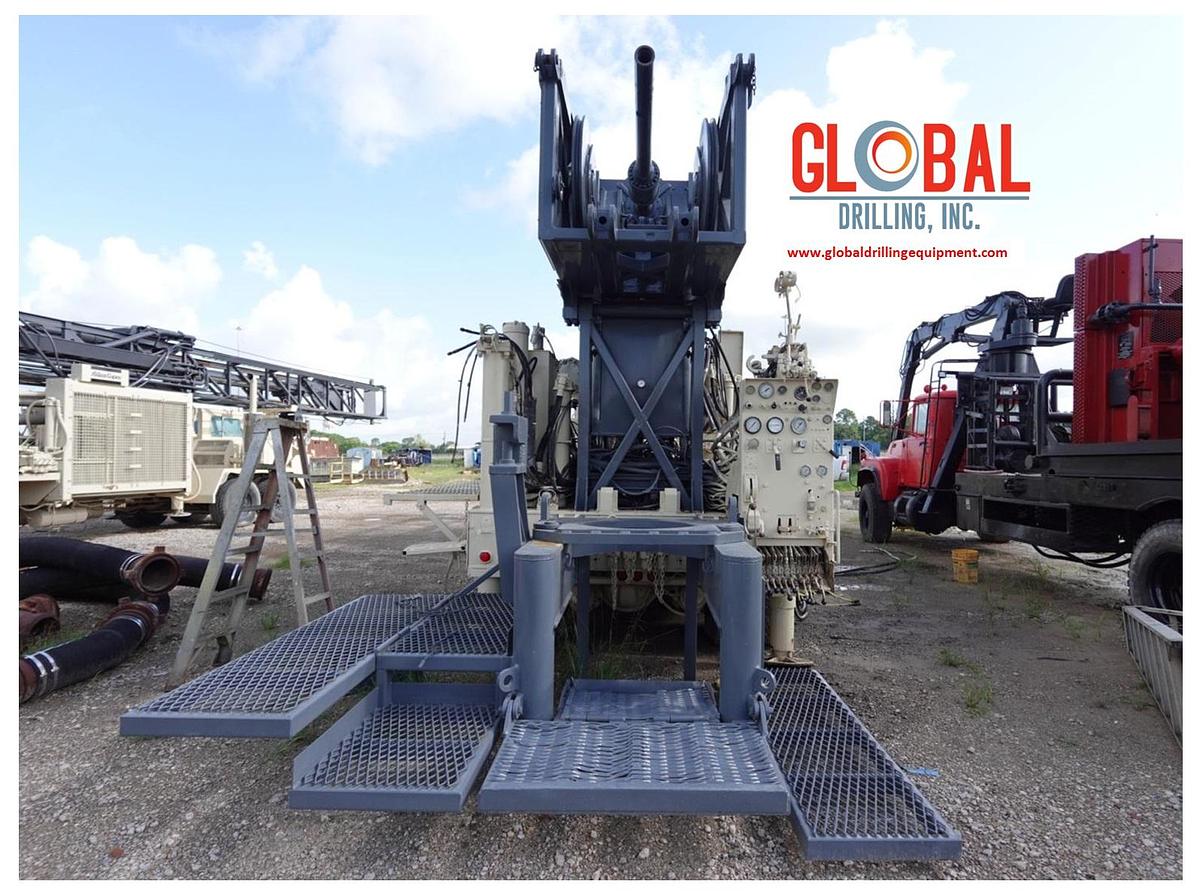 Used 2001 Ingersoll-Rand RD20 II Top Drive/Air Rotary Drilling unit