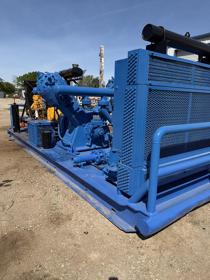 Used Item 0510 : Joy WB12 800# Air Booster