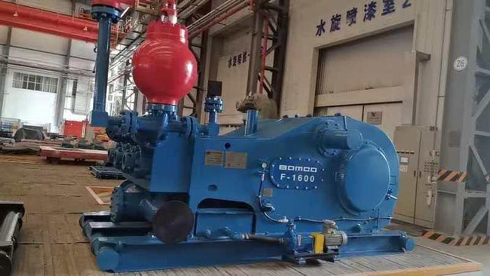 F-1600 Mud pump BOMCO make complete