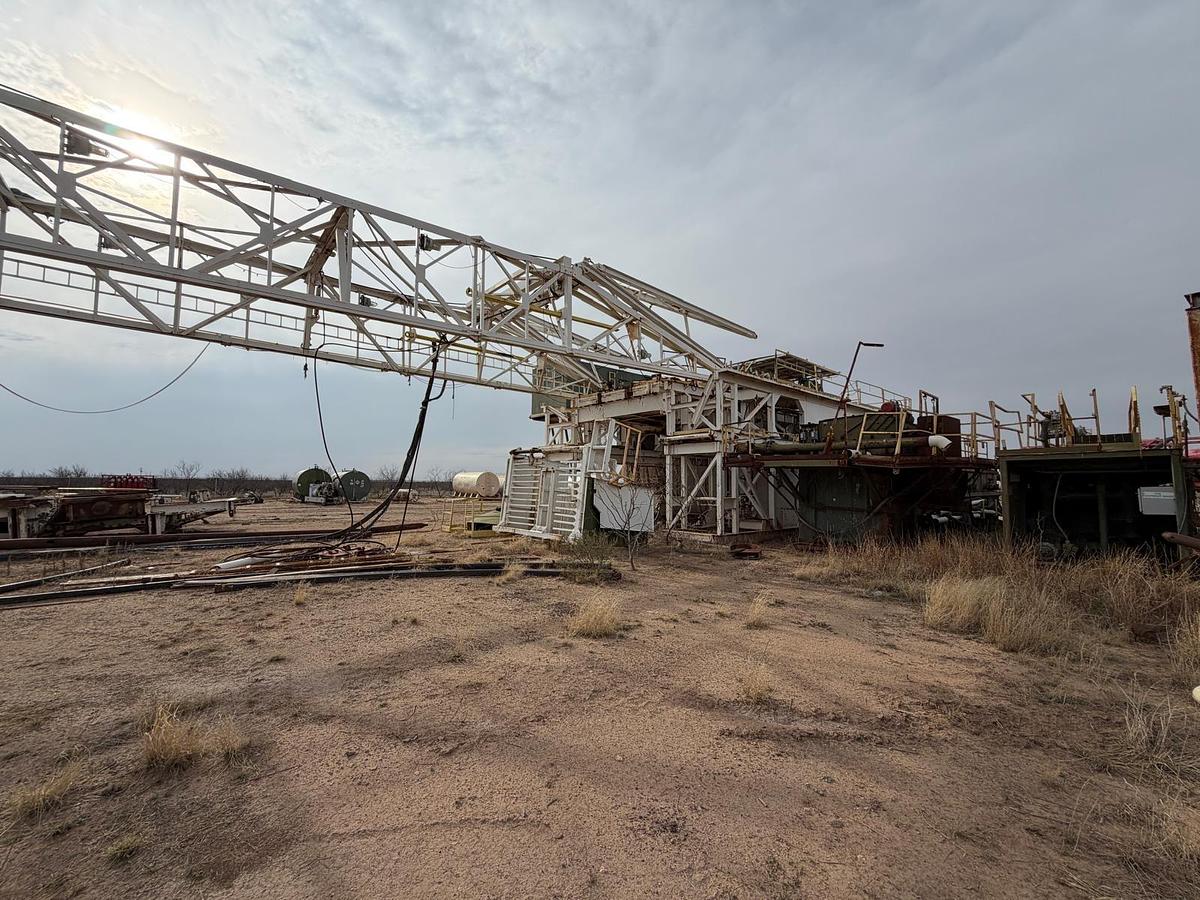 Used BDW 1500 HP Land Oil Drill Rig
