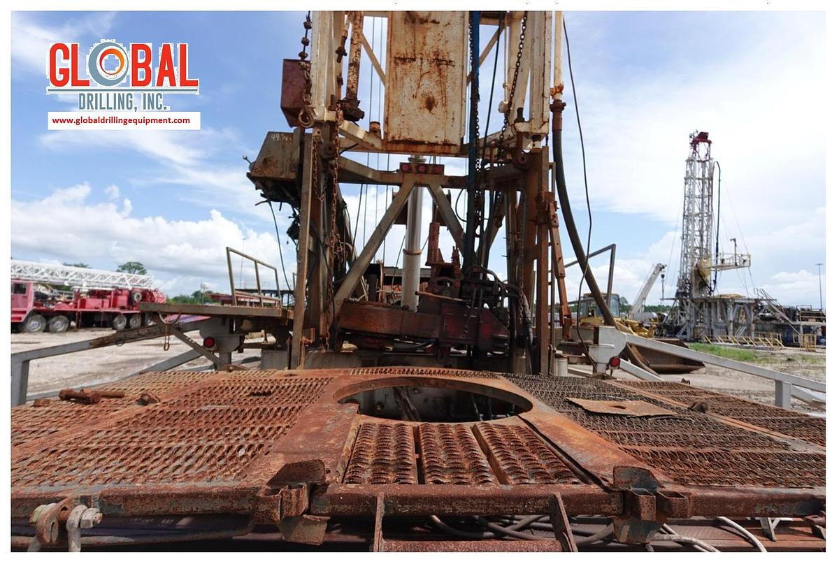 Used 2001 Crown WTD-350 Workover / Well Service Rig