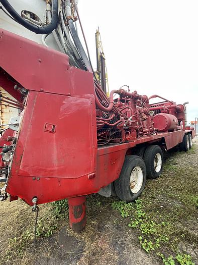 Used Item 0925 : 1983 Chicago Pneumatic Rig (CP700 Magnum)