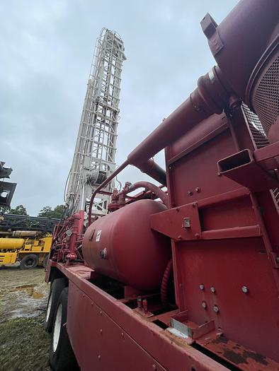 Used Item 0925 : 1983 Chicago Pneumatic Rig (CP700 Magnum)