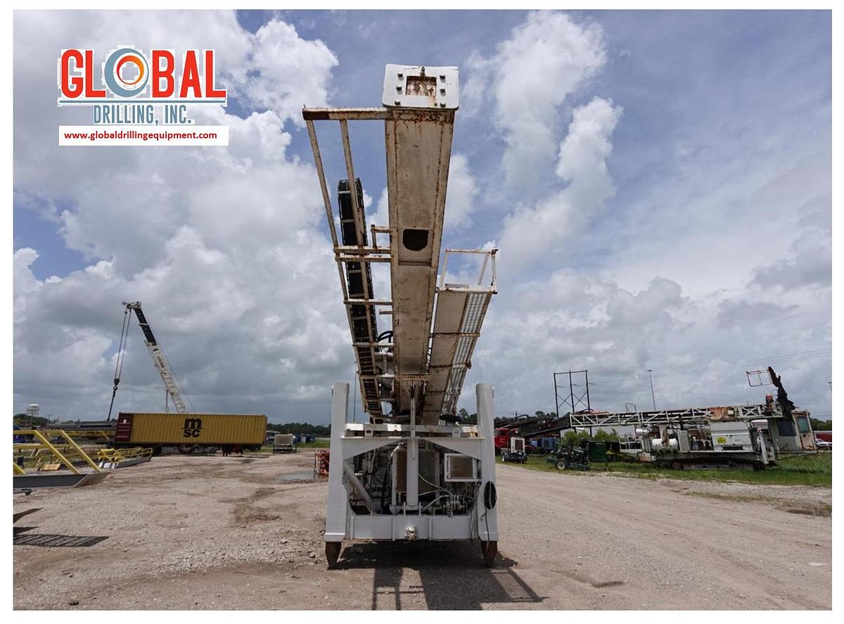 Used Item 0559 : 1999 American Auger DD140 Directional Drill