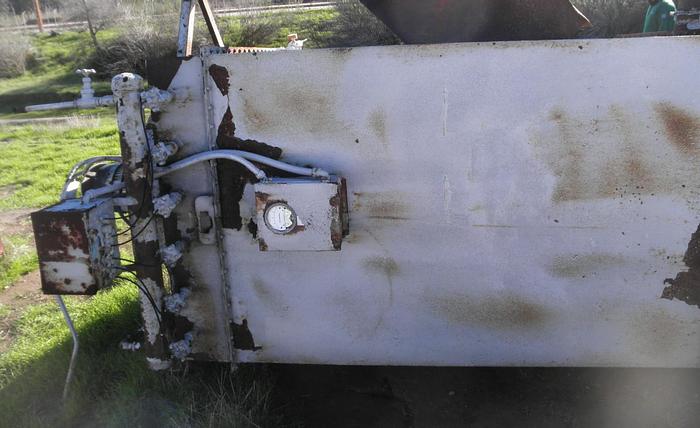 Used Dust Collector, Baghouse, 375 SF, 42" x 52" x 8', 10 HP #S739457