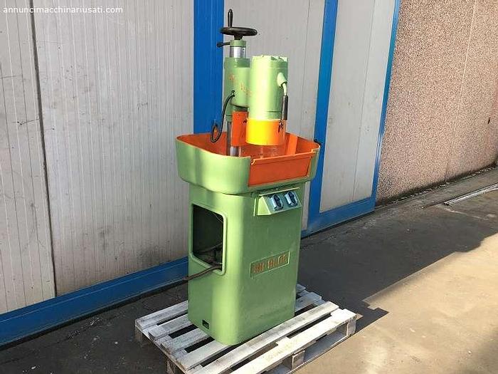 Usato LAPIDELLO CON PIANO MAGNETICO UNI - BLOC