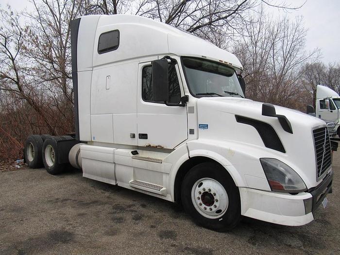 Used 2012 VOLVO VNL630