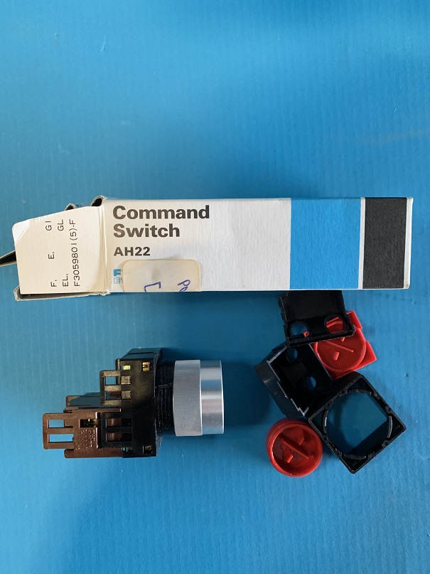 Used Fuji Electric Command Switch AH22-G1