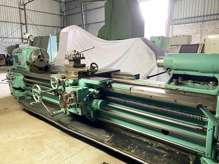 Used TOS Heavy duty Lathe Machine