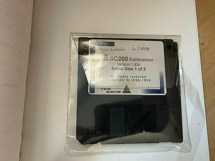 Used Tek Know TC650 with Tek Know SM 300 temperature calibrator + accessories