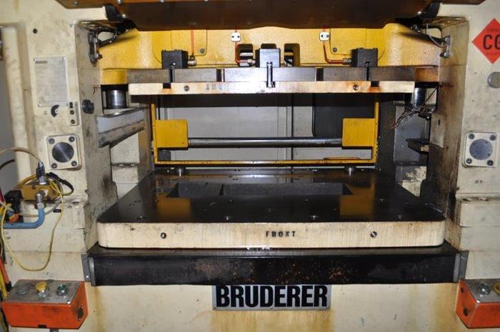 Used 1995 BRUDERER 220/2-4000