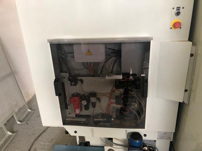 Ricondizionato Centro di lavoro verticale SIGMA Mission3