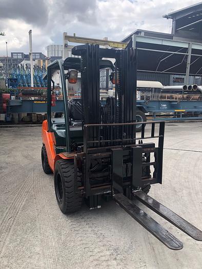 Used 2012 Toyota  72-8FDJ35