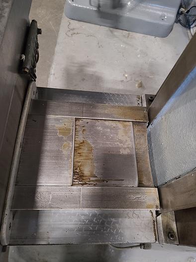 Used Bridgeport 1HP Milling Machine 42" Table Step Pulley Speed Control Single Point Lube