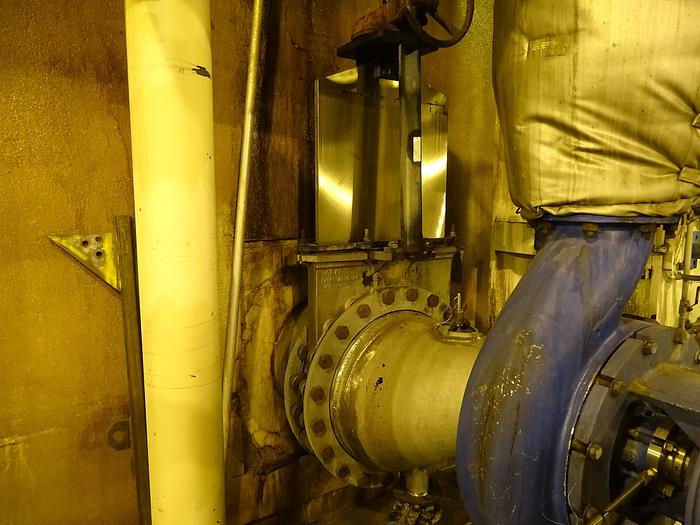 Used INGERSOLL DRESSER WORTHINGTON WATER PUMP 8 FRBH-182