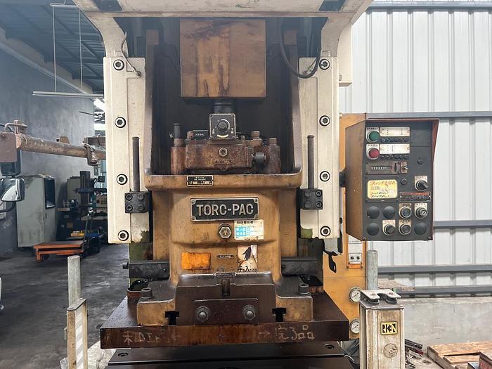 Used Stamping Press Amada 60T-1