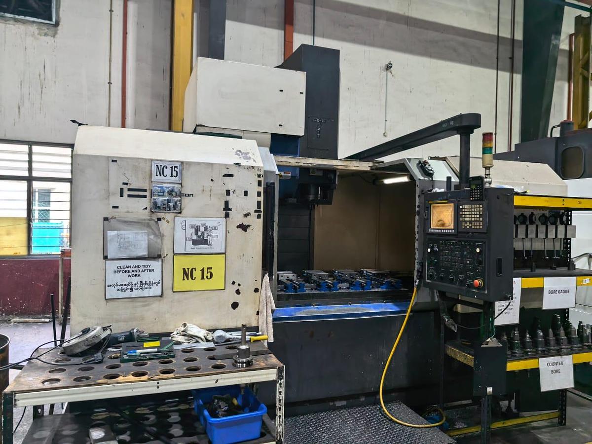 Used Hwacheon Sirius-7050 Vertical Machining Center Year 2013