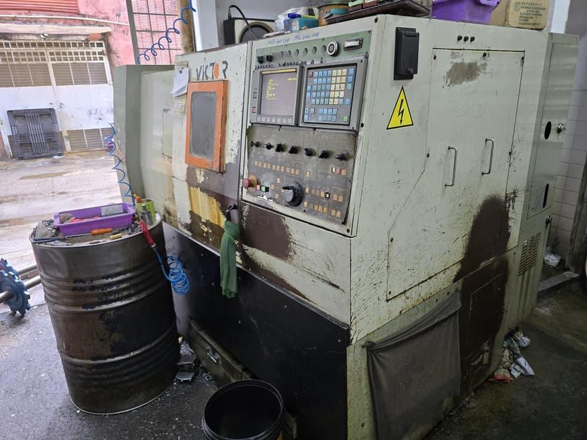 Used Victor VT Plus-20 CNC Lathe