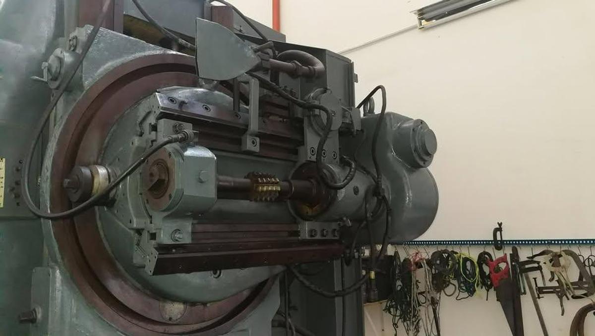 Used WMW MODUL ZFWZ 1250mm x 14/II Universal Gear Hobbing Machine