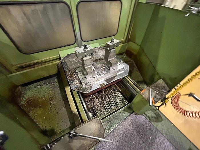 Used Year Year 2002 OKK Osaka Japan MCH-800 Horizontal Machining Center