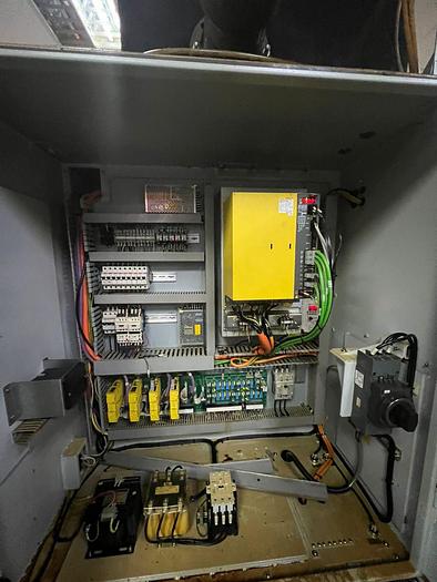 Used AWEA AT-510 Year 2014 Drilling and Tapping Center