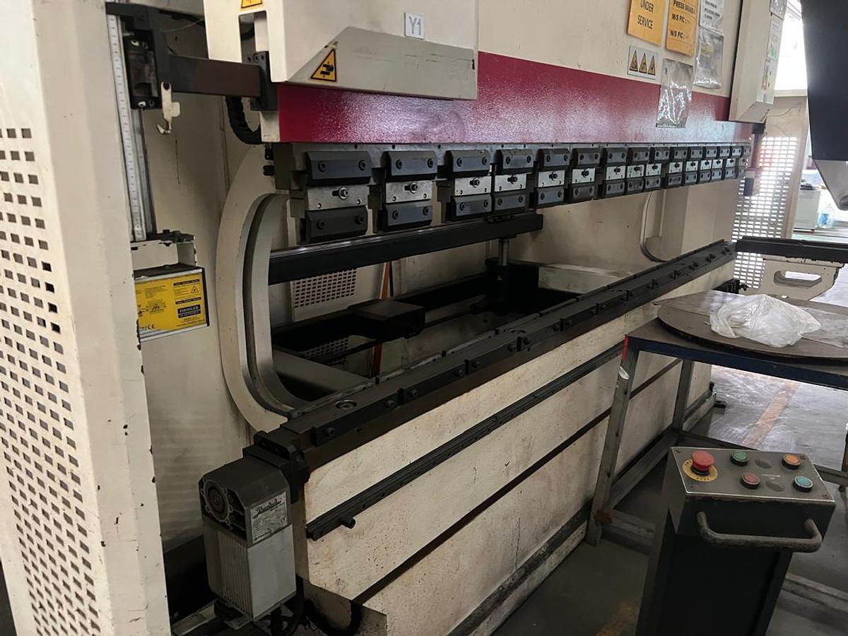 Used Baykal APHS 31120 Hydraulic Press Brake Year 2017