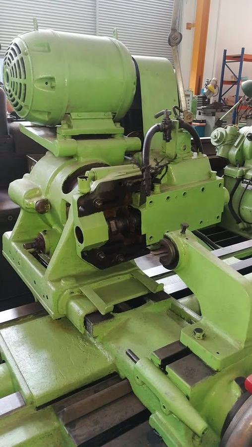 Used LEES BRADNER HT 21" x 98" Thread Milling Machine