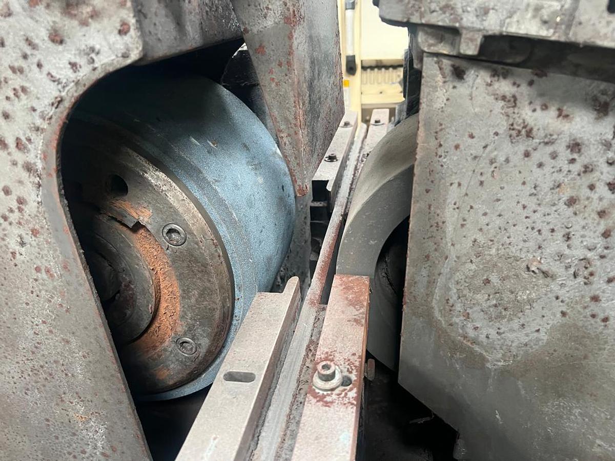 Used Nippei Centerless Grinder