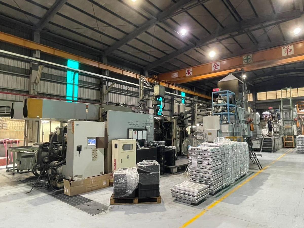 Used Toyo BD-800V5 Die Casting Machine Year 2011