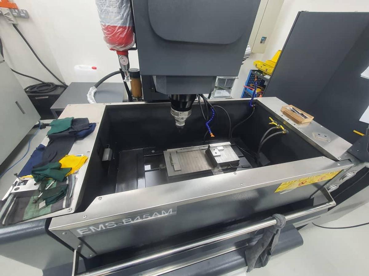 Used EDM EMS-B45AM Die Sinking EDM Machine Year 2023