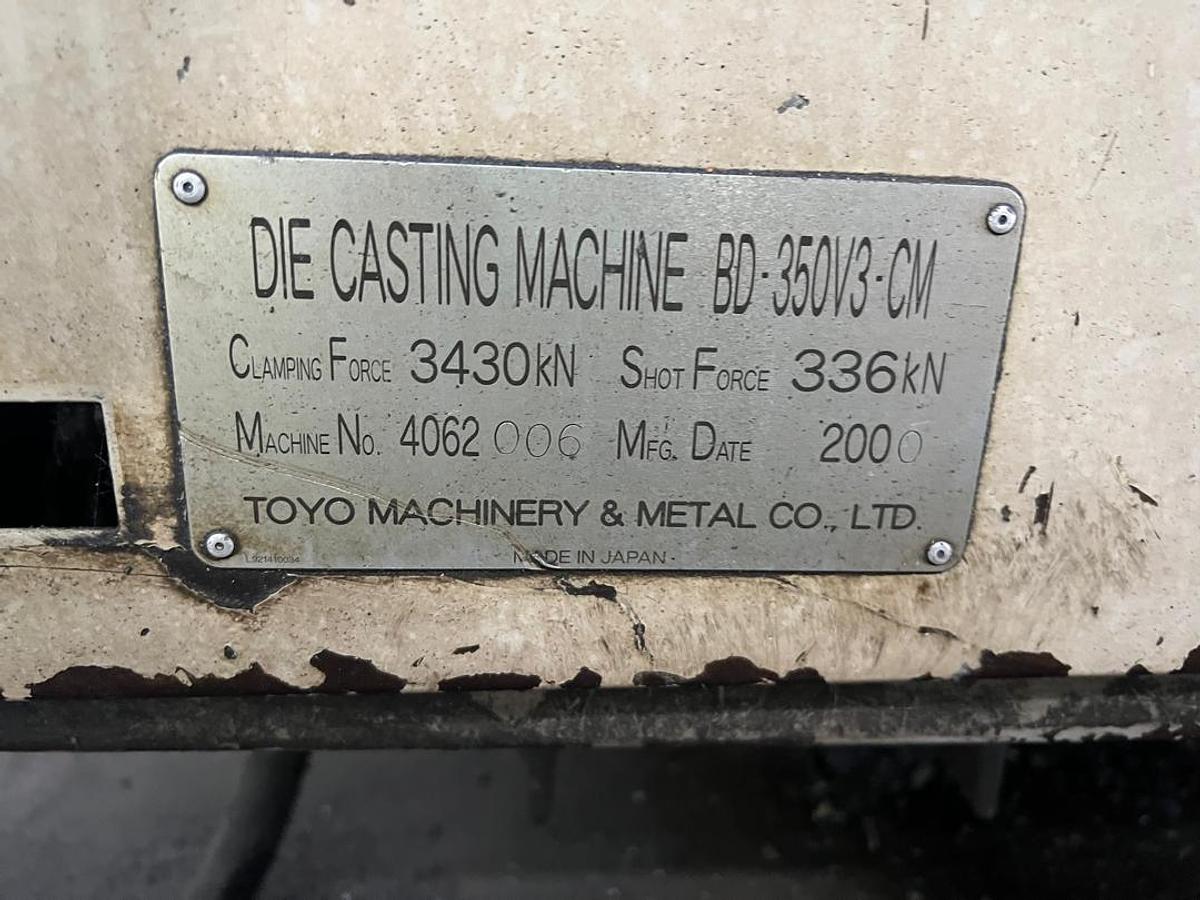 Used TOYO 350T Model BD-350V3-CM Year 2000 Die Casting Machine