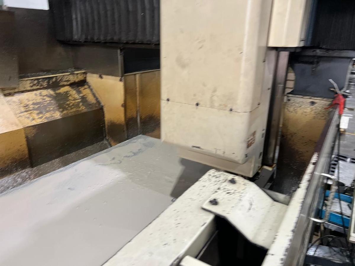 Used Hartford Pro 2150A Double Column Machining Center Year 2006