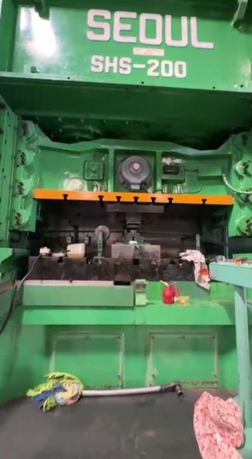 Used Seoul SHS-200 High Speed Stamping Press 200T