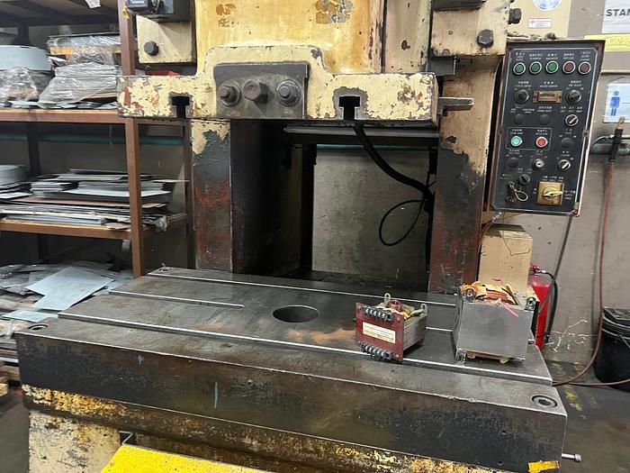 Used Stamping Press 110T