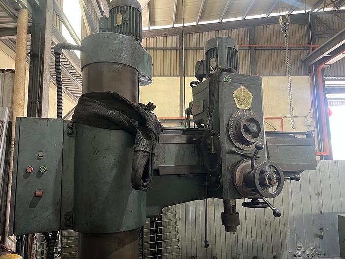 Used Radial Drill Machine 