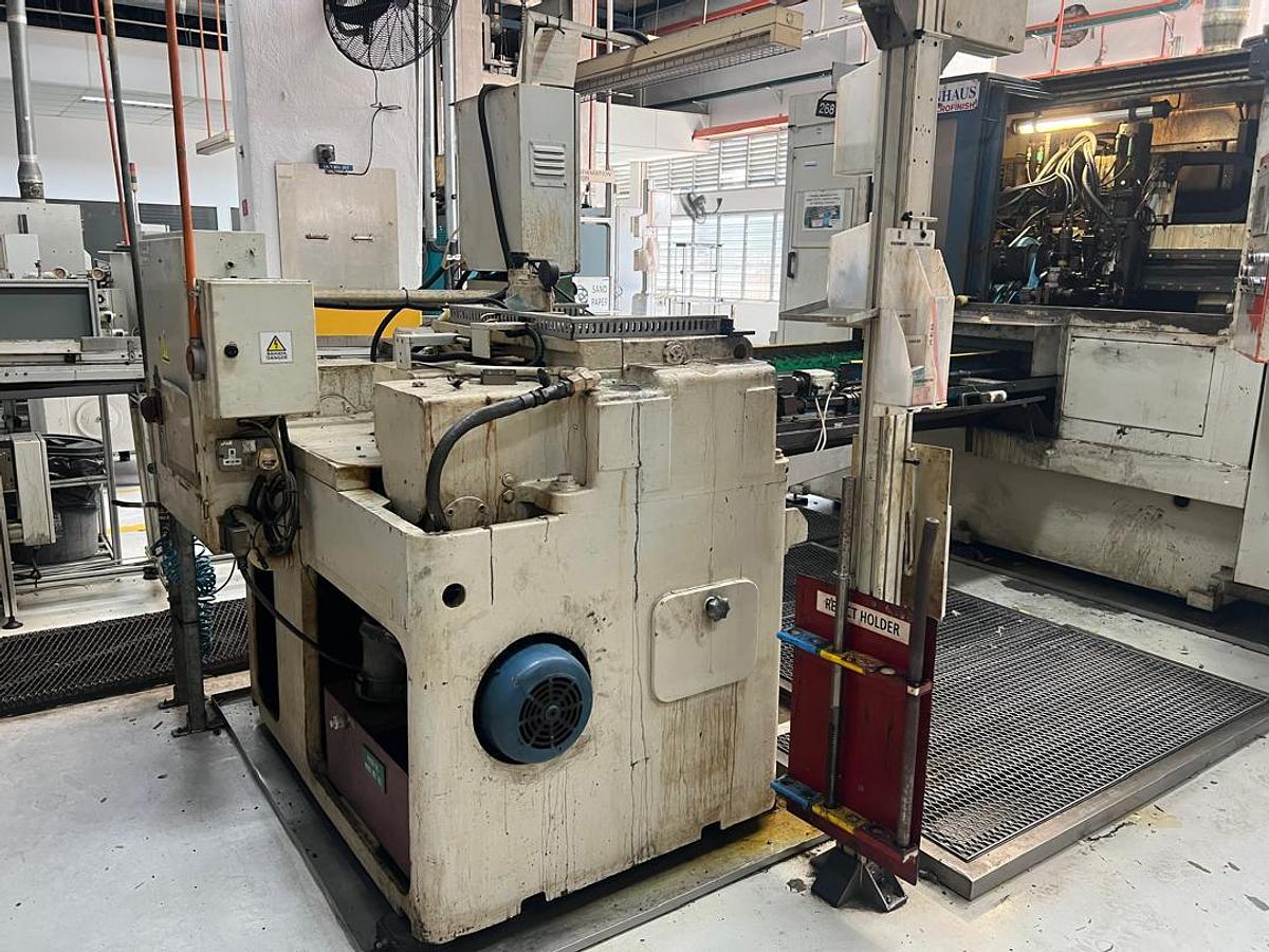 Used PEE WEE P20U Thread Rolling Machine