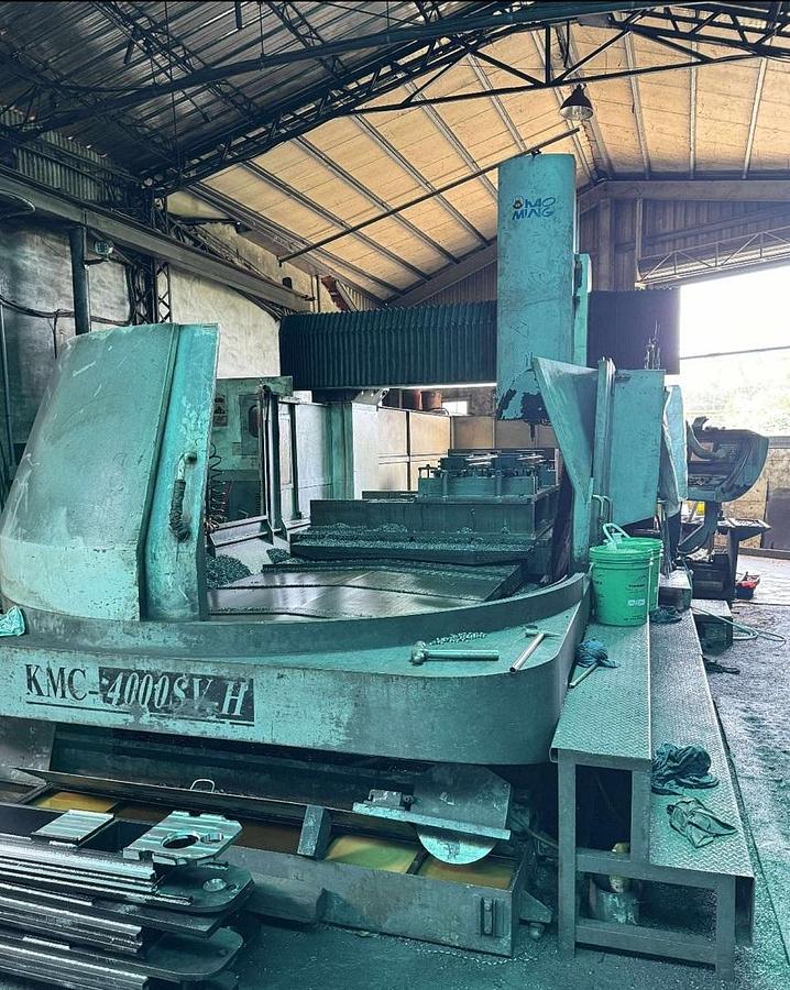 Used Kao Ming KMC 4000 SV-H Double Column Machining Center