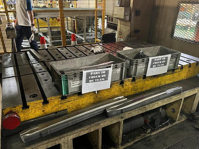 Used Hyundai 300T Model SA2-300 Year 1996 Stamping Press