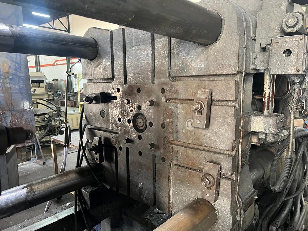 Used TOYO 350T Model BD-350V3-CM Year 2000 Die Casting Machine